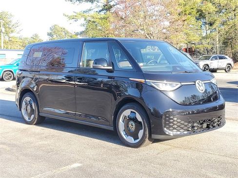 New 2025 Volkswagen ID. Buzz Pro S image 3