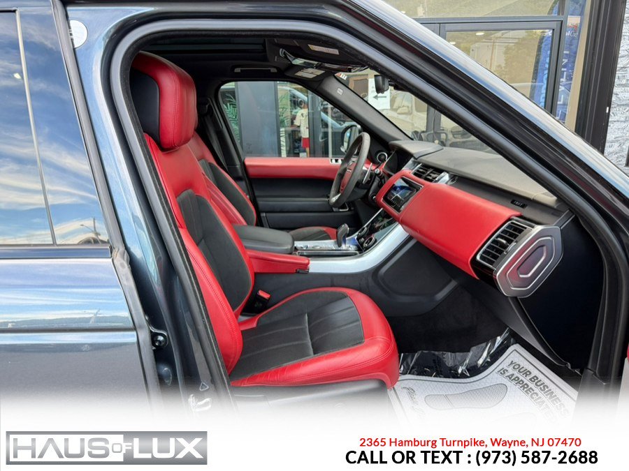 Used 2019 Land Rover Range Rover Sport HST AWD/4WD image 19