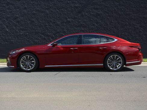 Used 2023 Lexus LS 500 w/ Interior Upgrade Package RWD image 2