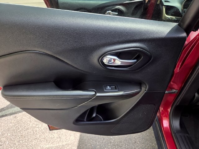 Used 2014 Jeep Cherokee Limited FWD image 36
