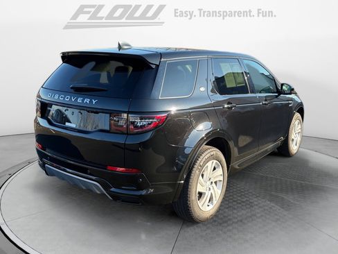 Used 2024 Land Rover Discovery Sport S image 9