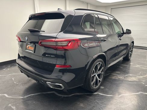 Used 2020 BMW X5 xDrive40i w/ M Sport Package image 3