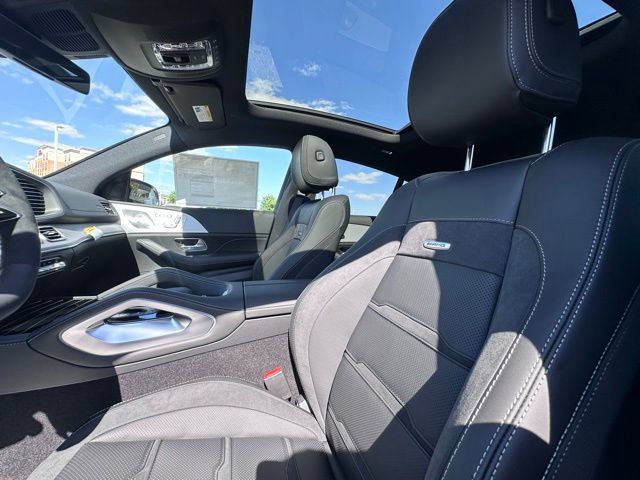 New 2026 Mercedes-Benz GLE 53 AMG 4MATIC Coupe image 31