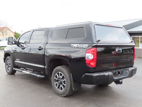 Used 2016 Toyota Tundra SR5 w/ TRD Off Road Package image 4