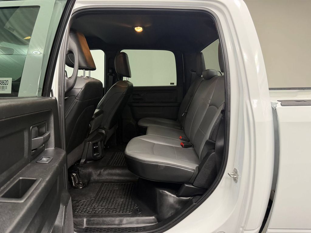 Used 2024 RAM 3500 Tradesman w/ Chrome Appearance Group AWD/4WD image 25