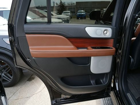 Used 2023 Lincoln Navigator Reserve w/ Equipment Group 201A AWD/4WD image 22