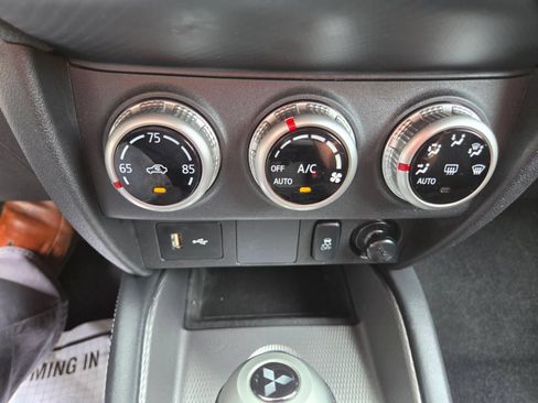 Used 2025 Mitsubishi Outlander Sport ES AWD/4WD image 14