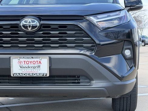 Certified 2025 Toyota RAV4 XLE Premium image 9