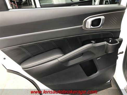 Used 2021 Kia Sorento SX FWD image 17