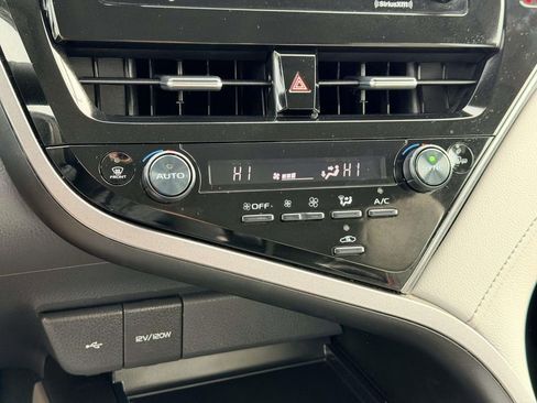 Certified 2024 Toyota Camry SE image 5