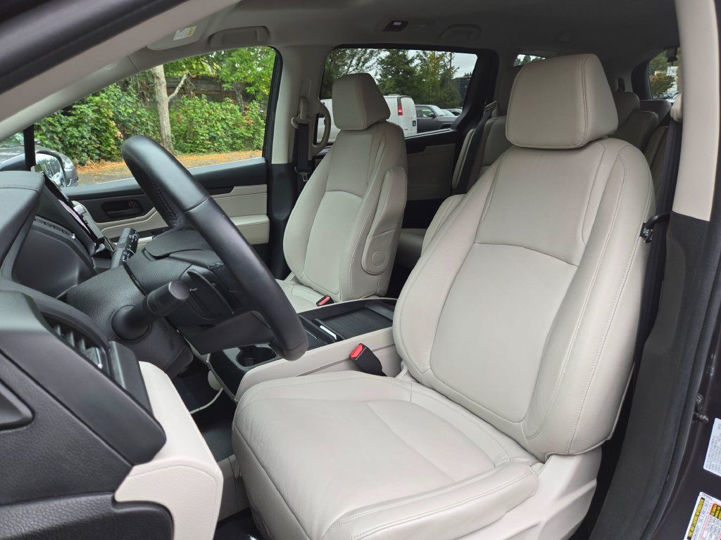 Used 2025 Honda Odyssey EX-L image 22