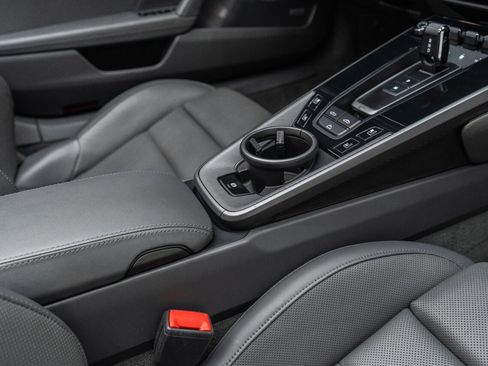 Used 2021 Porsche 911 Carrera 4S image 76