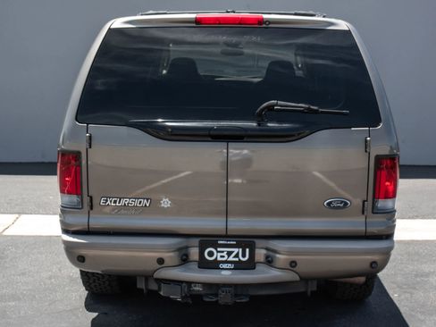 Used 2004 Ford Excursion Limited image 14