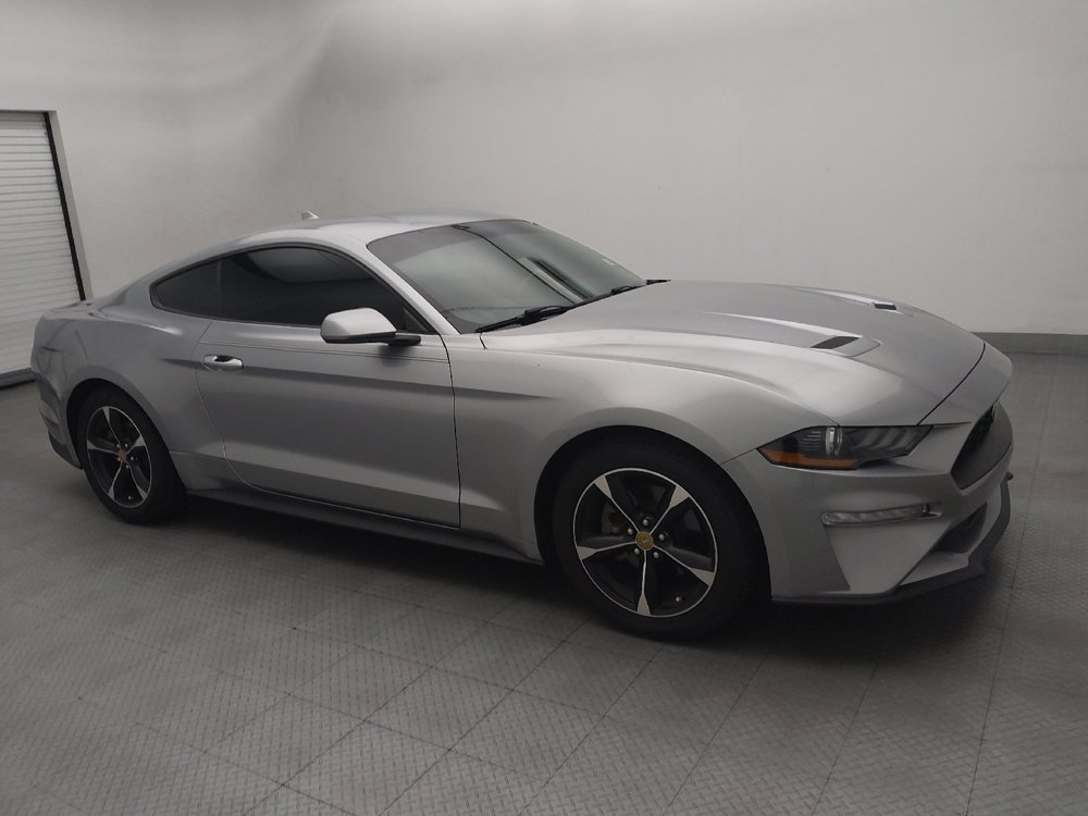Used 2020 Ford Mustang Coupe RWD image 11