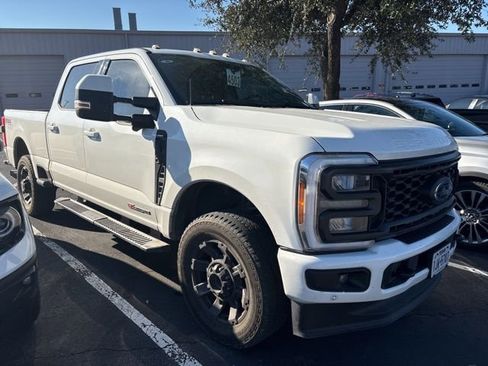 Used 2023 Ford F250 Lariat w/ Lariat Ultimate Package image 2