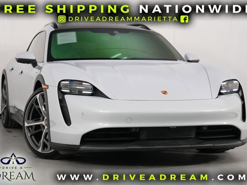 Used 2024 Porsche Taycan 4 Cross Turismo image 3