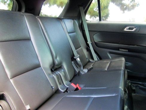 Used 2014 Ford Explorer 4WD Police Interceptor image 11