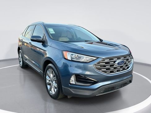 Used 2019 Ford Edge Titanium image 1