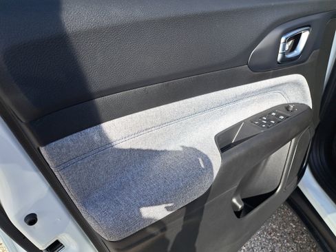 New 2026 Jeep Compass Latitude image 10