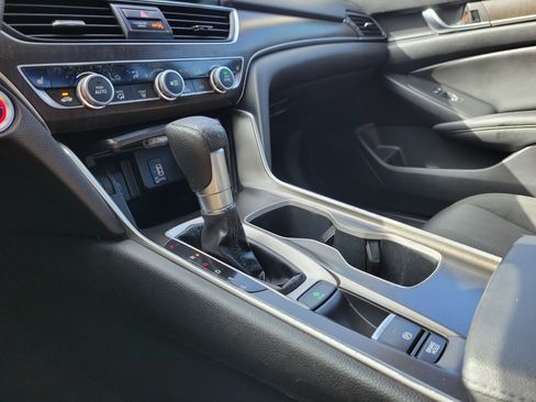 Used 2019 Honda Accord EX image 25