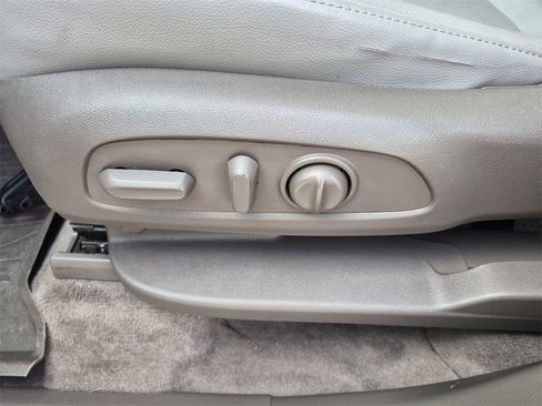 Used 2020 Chevrolet Traverse Premier w/ LPO, Floor Liner Package image 12