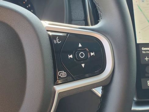 Certified 2025 Volvo XC90 B6 Plus AWD/4WD image 21