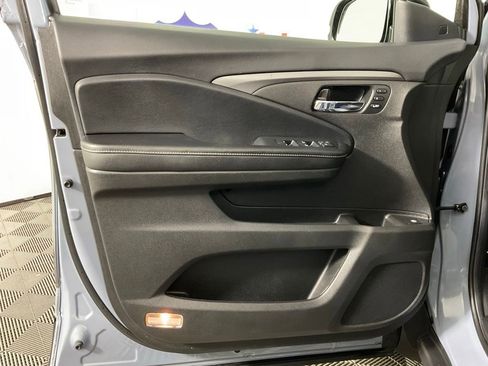 Used 2022 Honda Ridgeline RTL-E image 12