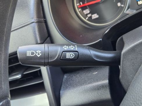 Used 2024 GMC Terrain SLE image 26