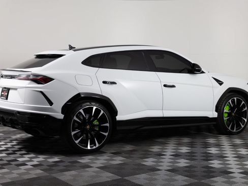 Used 2021 Lamborghini Urus AWD/4WD image 8