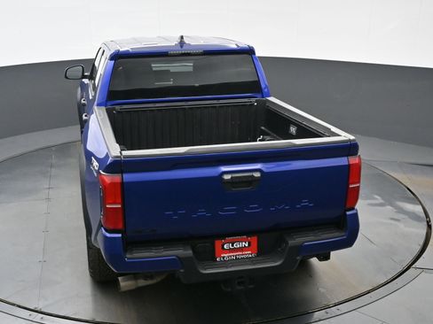 Used 2024 Toyota Tacoma TRD Off-Road image 39