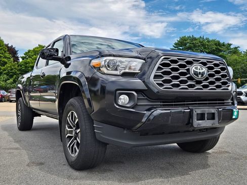 Used 2020 Toyota Tacoma TRD Sport w/ Technology Package AWD/4WD image 8