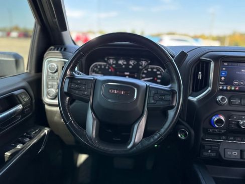 Used 2022 GMC Sierra 2500 AT4 image 15
