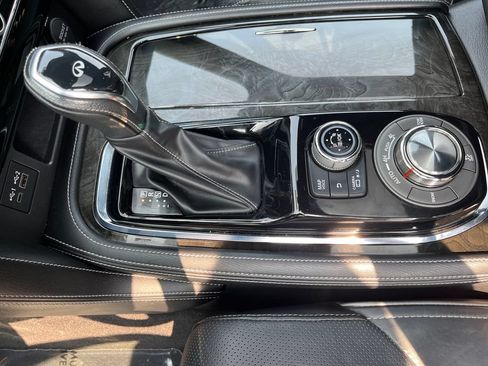 Used 2021 INFINITI QX80 Premium Select AWD/4WD image 40