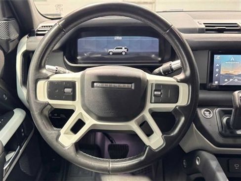 Used 2020 Land Rover Defender 110 SE image 21