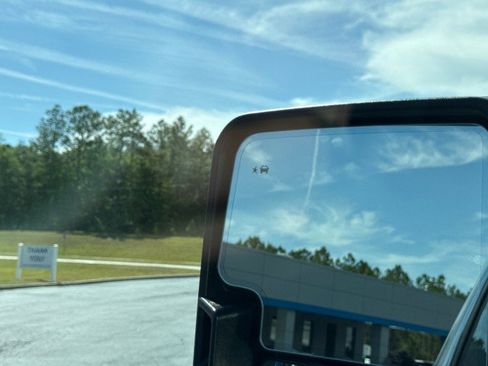 New 2026 GMC Sierra 2500 SLT AWD/4WD image 32