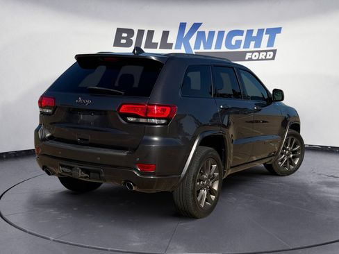 Used 2017 Jeep Grand Cherokee Limited 75th Anniversary AWD/4WD image 5