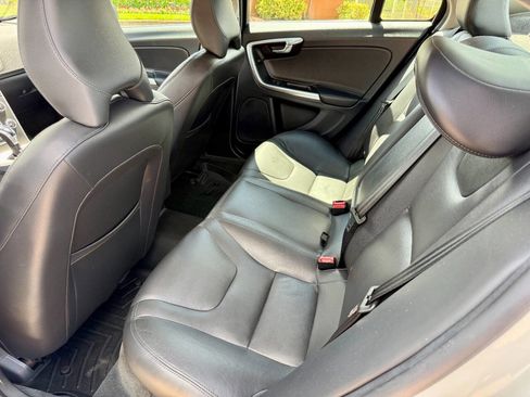 Used 2016 Volvo S60 T5 Premier image 15