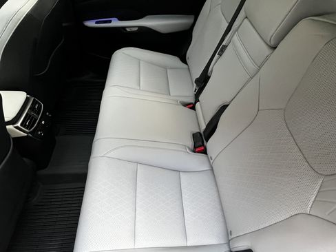 Used 2025 Lexus RX 350 image 31