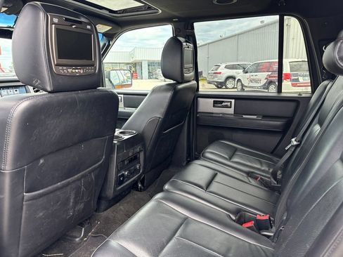Used 2016 Ford Expedition EL XLT w/ Equipment Group 202A AWD/4WD image 41