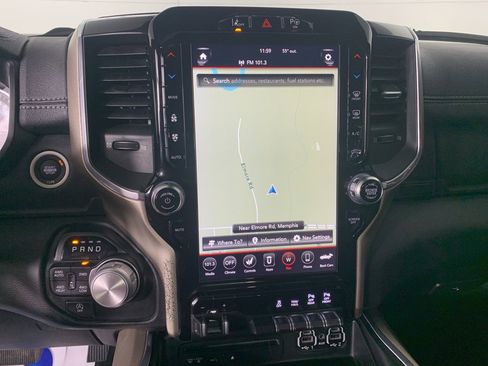 Used 2019 RAM 1500 Laramie image 27