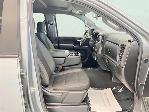 Used 2026 Chevrolet Silverado 2500 Custom w/ Custom Value Package image 8