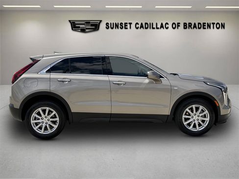 Certified 2023 Cadillac XT4 Luxury w/ Driver Awareness Package FWD image 2