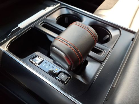 Used 2025 Ford F150 Raptor AWD/4WD image 23