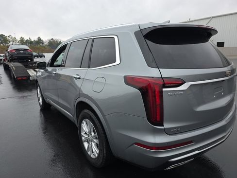 Used 2024 Cadillac XT6 Luxury w/ LPO, Floor Liner Package image 3