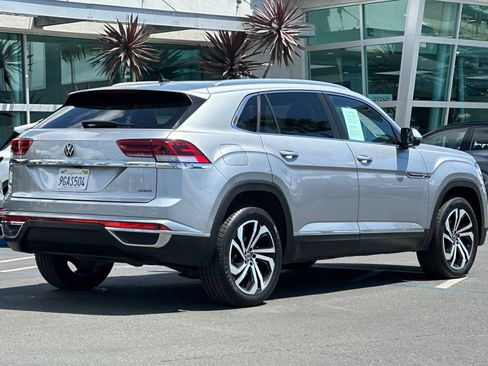 Used 2023 Volkswagen Atlas Cross Sport SEL AWD/4WD image 4