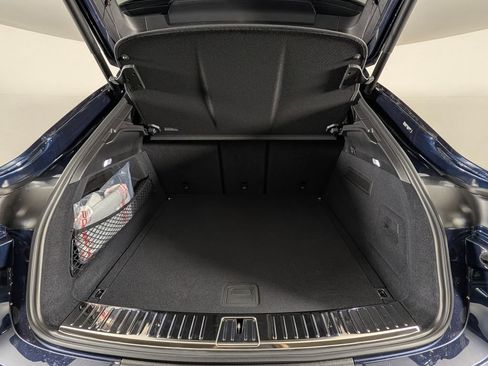 New 2026 Porsche Cayenne Coupe AWD/4WD image 18