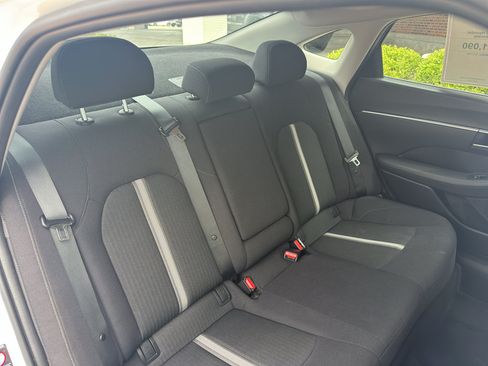 Used 2023 Hyundai Sonata SEL FWD image 3