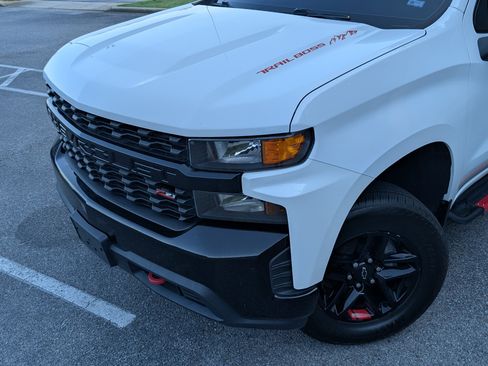 Used 2019 Chevrolet Silverado 1500 Custom Trail Boss w/ Custom Convenience Package AWD/4WD image 13