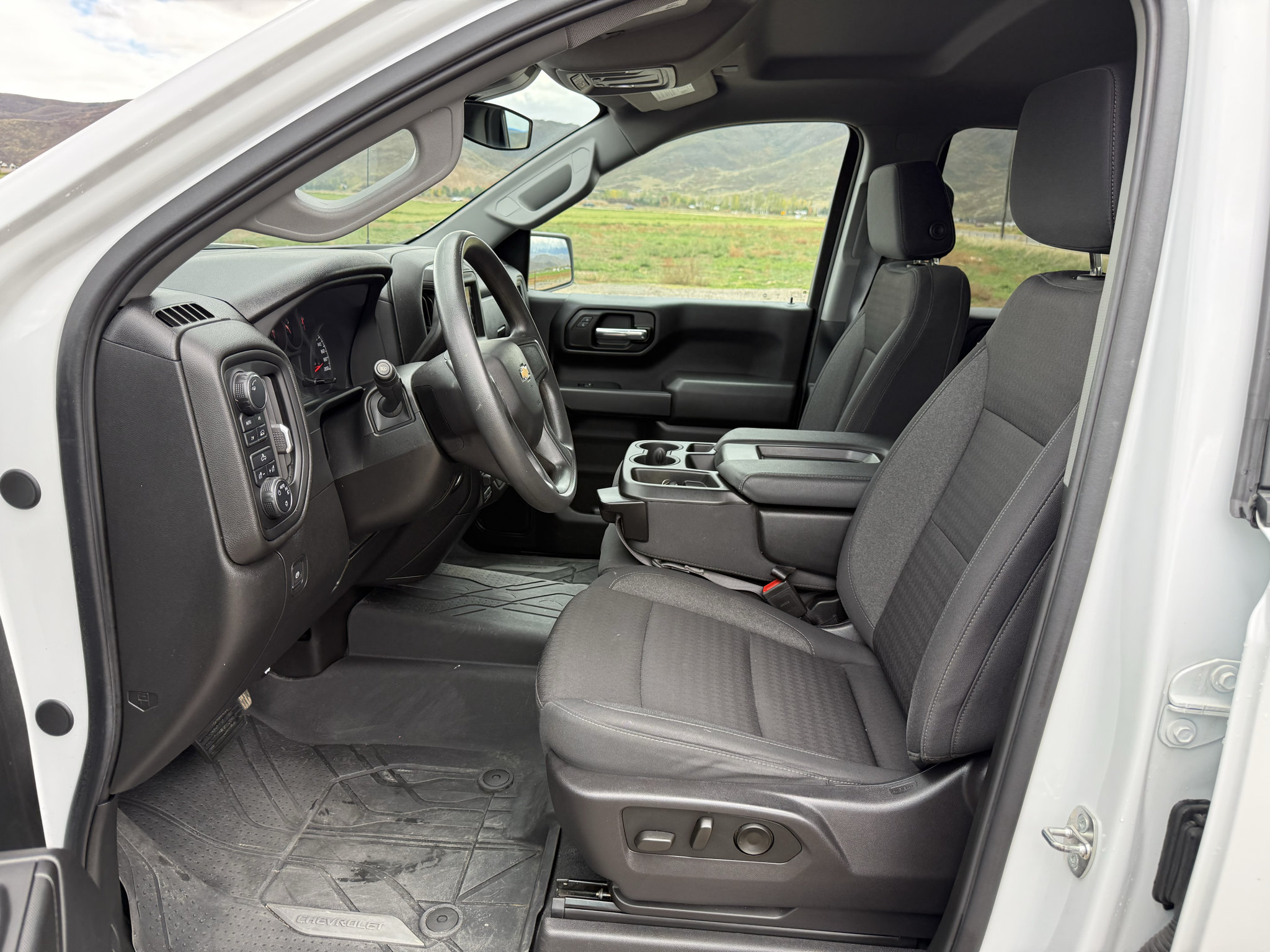 Used 2024 Chevrolet Silverado 1500 Custom AWD/4WD image 16