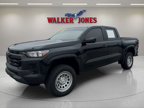 Used 2023 Chevrolet Colorado W/T w/ Safety Package image 7